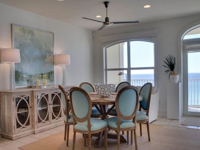 Dining Table Seats 6